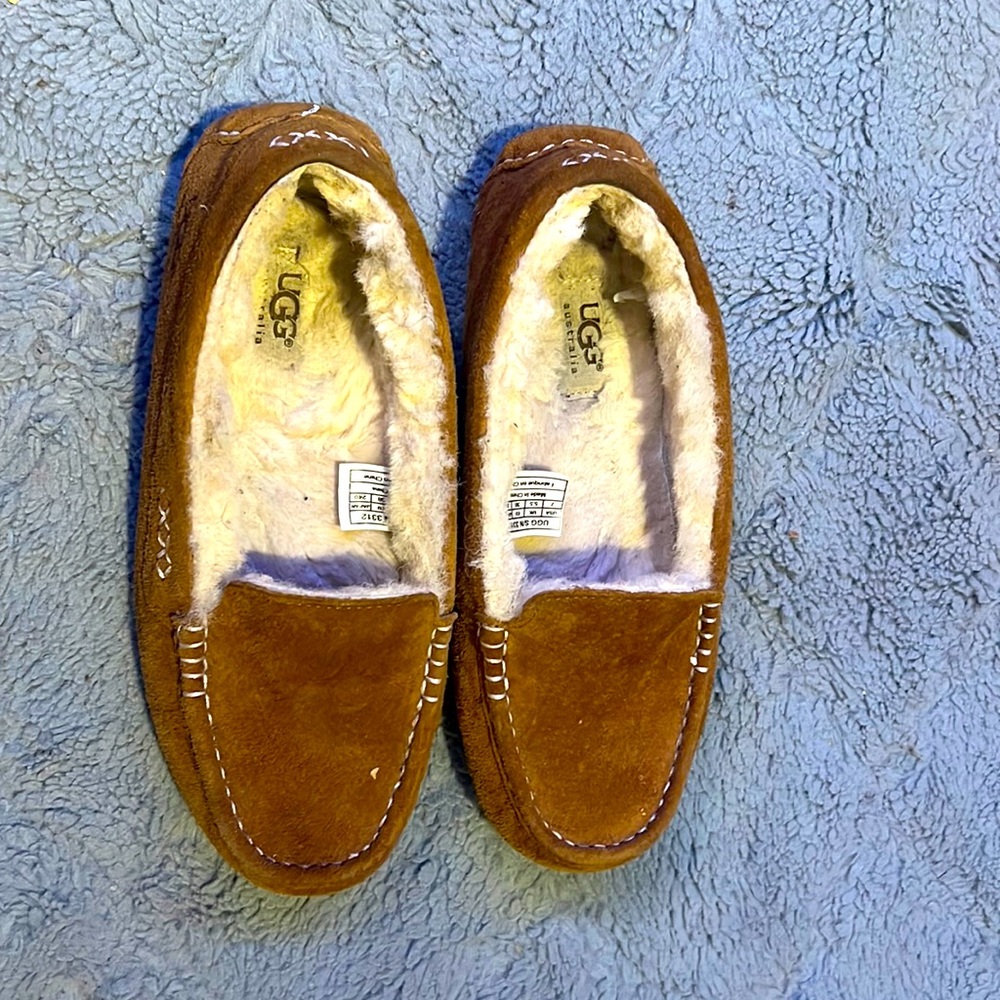 Ugg slippers